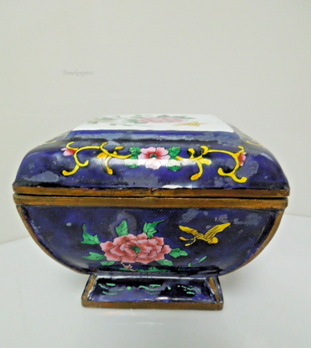 t115 Antique Chinese CLOISONNÉ Enamel Floral Covered Trinket Box Butterfly