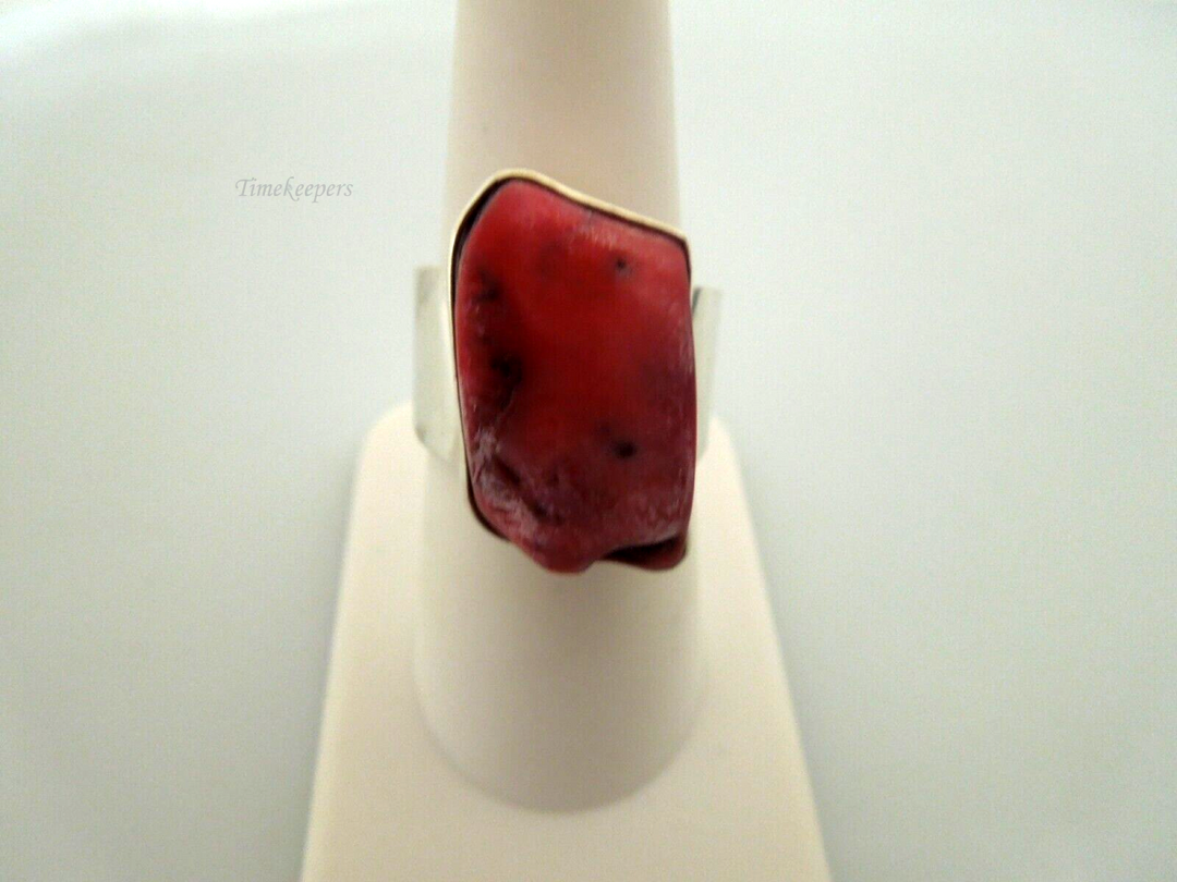 s079 Vintage Sterling Silver Deep Red Coral Stone Ring 8/14.4g