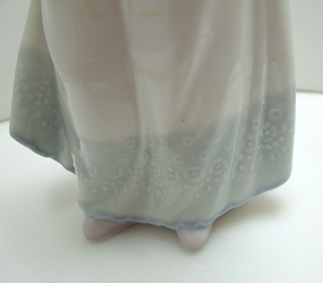 s668 Vintage LLADRO Porcelain Figure Happy Birthday Girl with Cake #5429 RETIRED