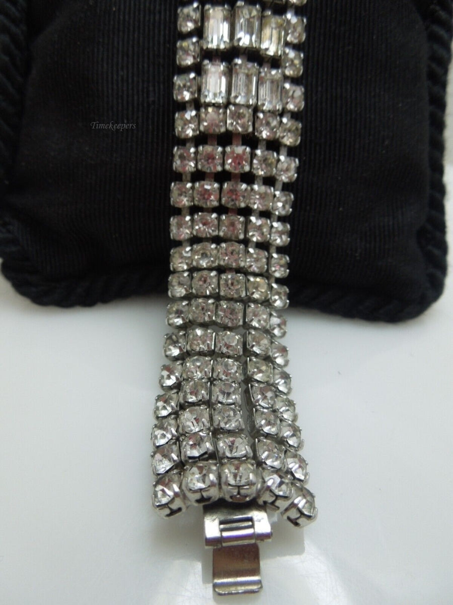 s690 Vintage Weiss 5 rows Rhinestones Bracelet