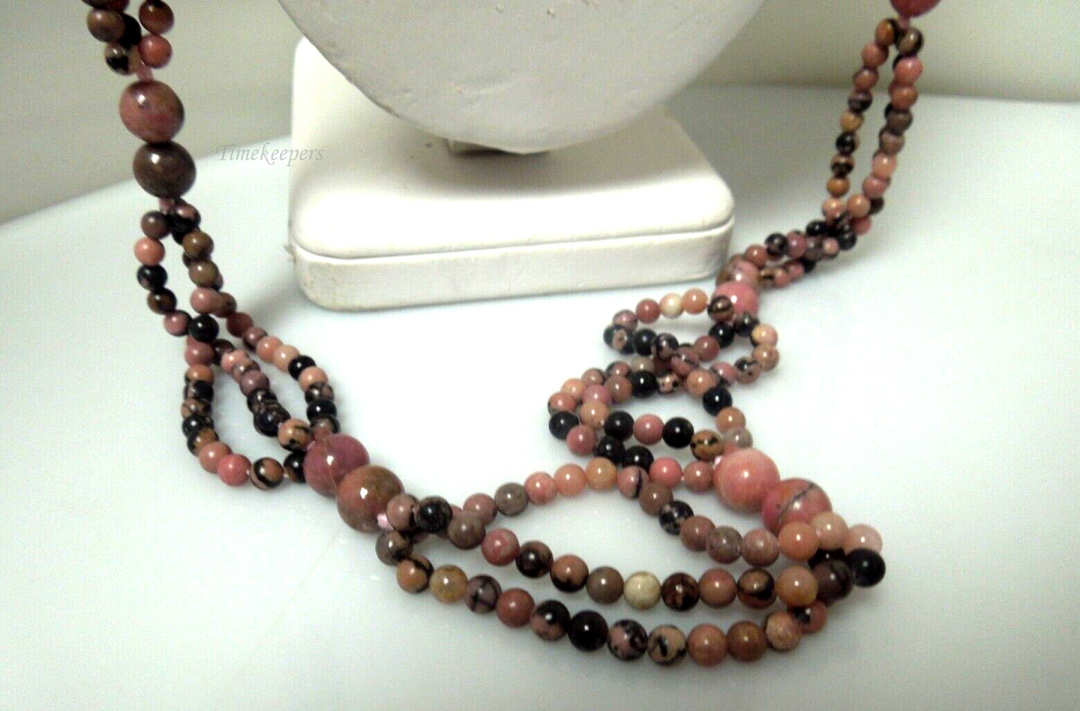 s116 Vintage Rhodonite Beads Necklace 32"