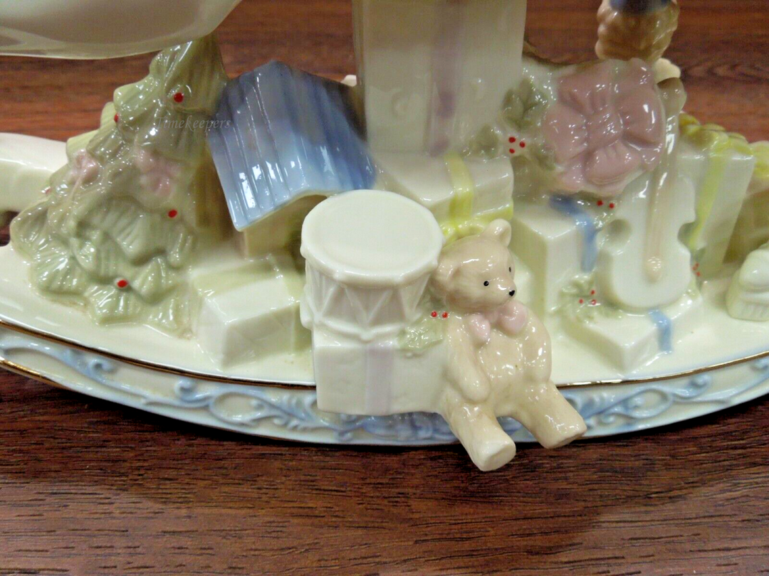 s681 Vintage Sankyo-Fine Porcelain-Christmas Musical Rocking Horse