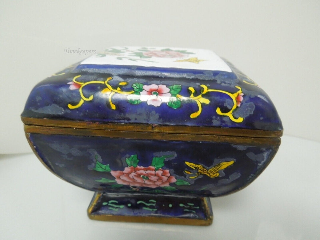 t115 Antique Chinese CLOISONNÉ Enamel Floral Covered Trinket Box Butterfly