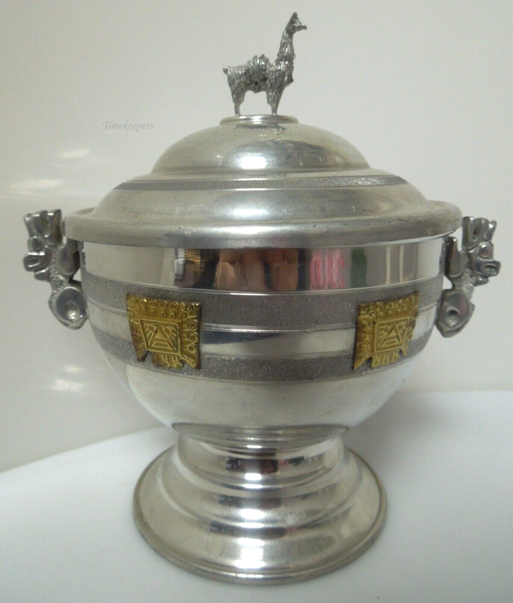 s326 Vintage Bolivia Carcu Ltd 97% tin Pewter Trinket Box w/Inca Mayan Aztec figures