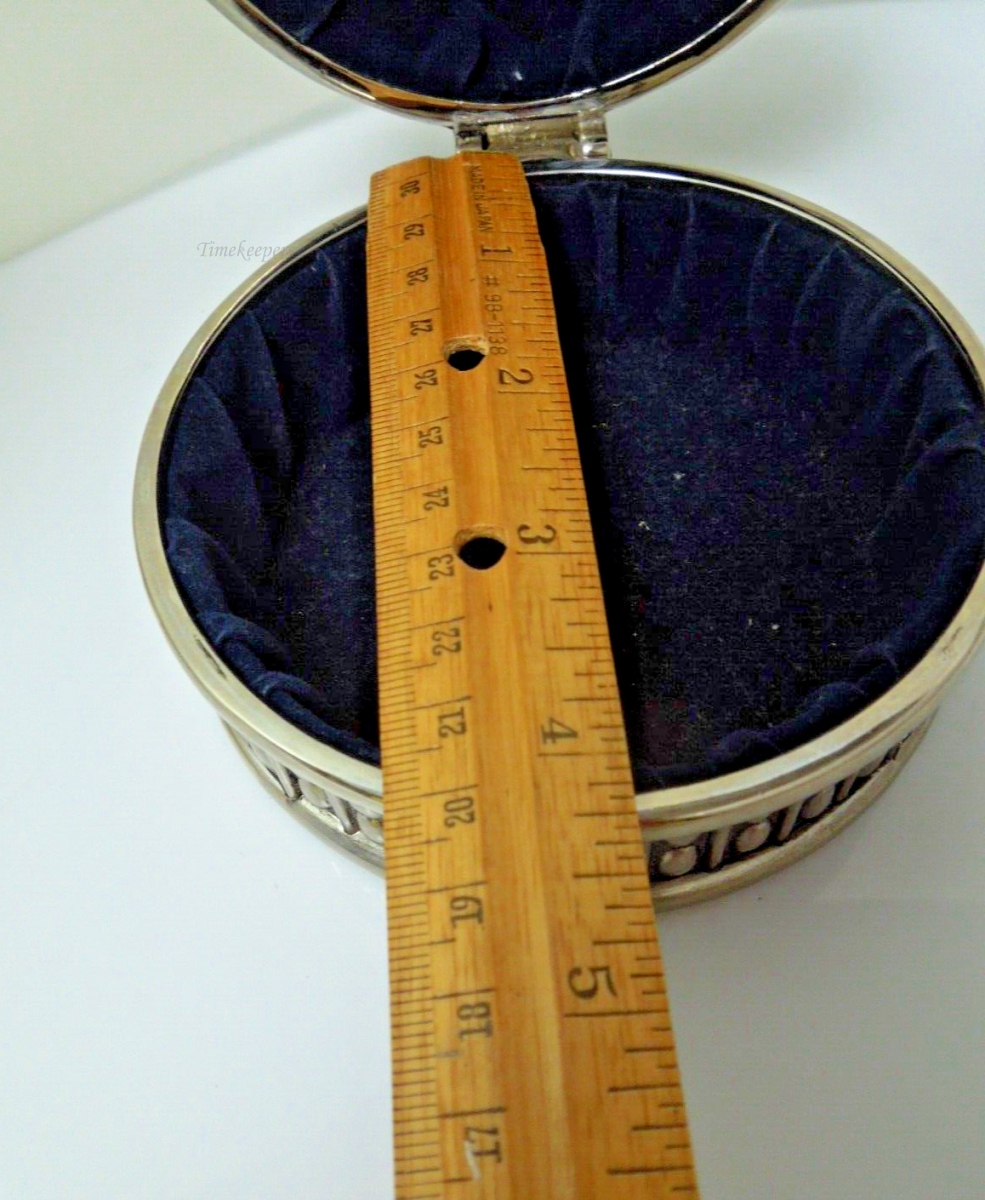 t034 Vintage Heavy Embossed Silver Plated Jewelry Trinket Box Lid Blue Velvet Lined