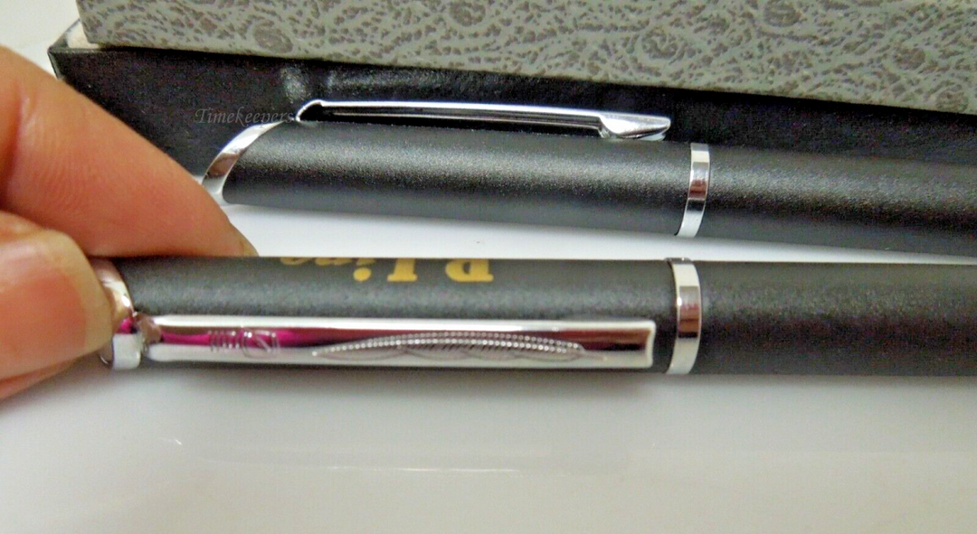 t025 Vintage Quill Silver Tone Ballpoint Pen + Mechanical Pencil Set in Box Pre-owned