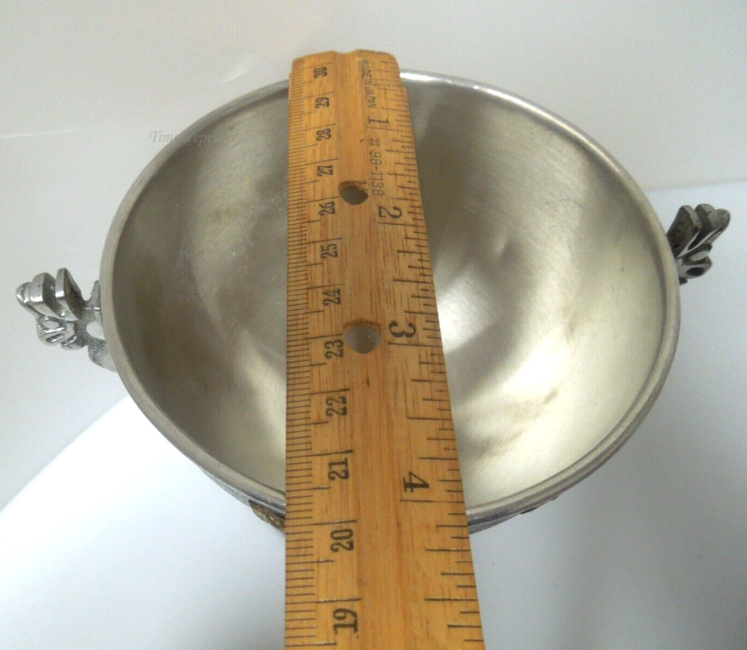 s326 Vintage Bolivia Carcu Ltd 97% tin Pewter Trinket Box w/Inca Mayan Aztec figures