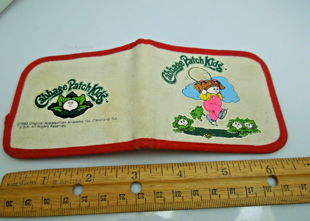 s852 Vintage Cabbage Patch Kids Wallet White with Red Wallet 1983  