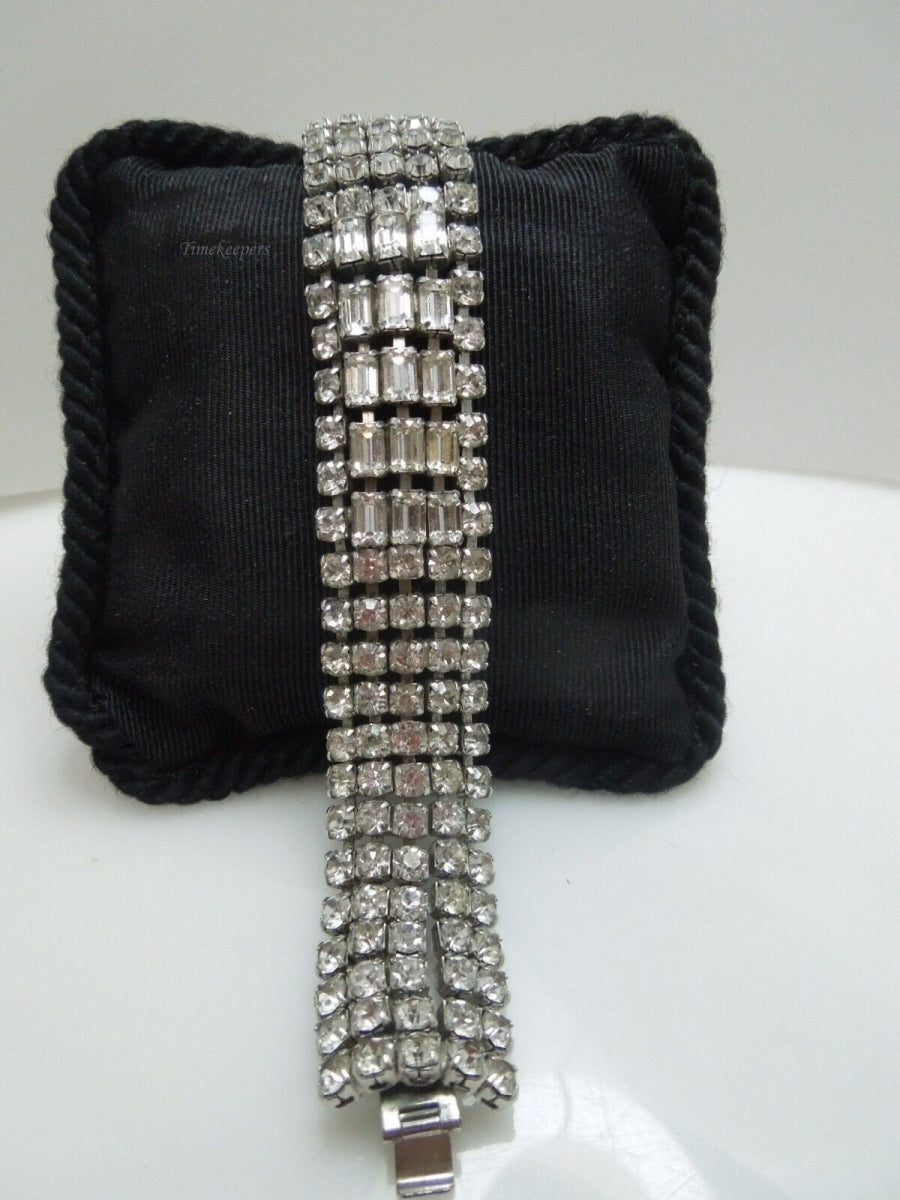 s690 Vintage Weiss 5 rows Rhinestones Bracelet