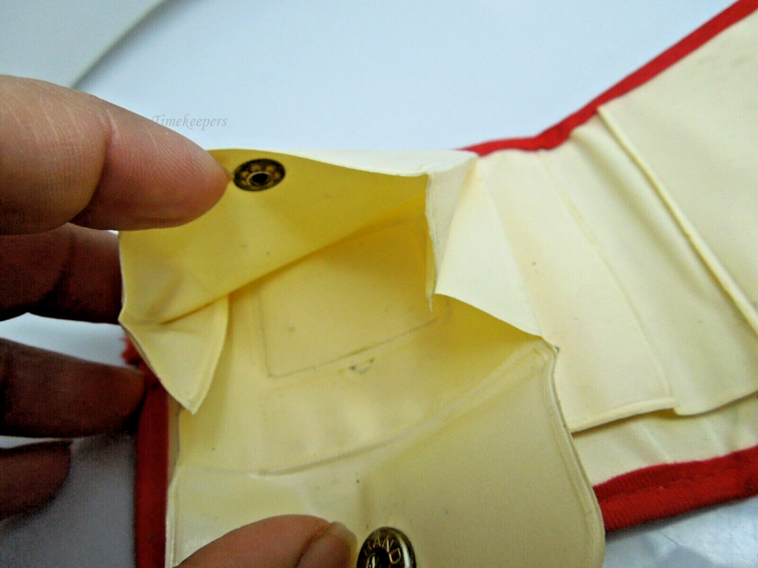 s852 Vintage Cabbage Patch Kids Wallet White with Red Wallet 1983  