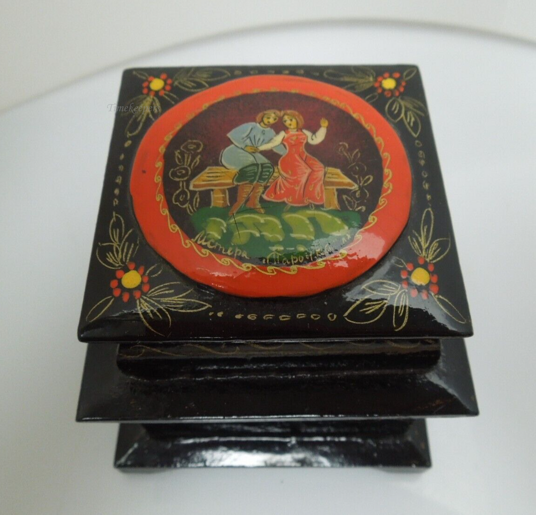 s995 Russian Box, Trinket Box, Lacquered Box, Vintage Boxes, Russian Art, Trinket Boxes, Russian Boxes, Wooden Boxes, Jewelry Boxes,