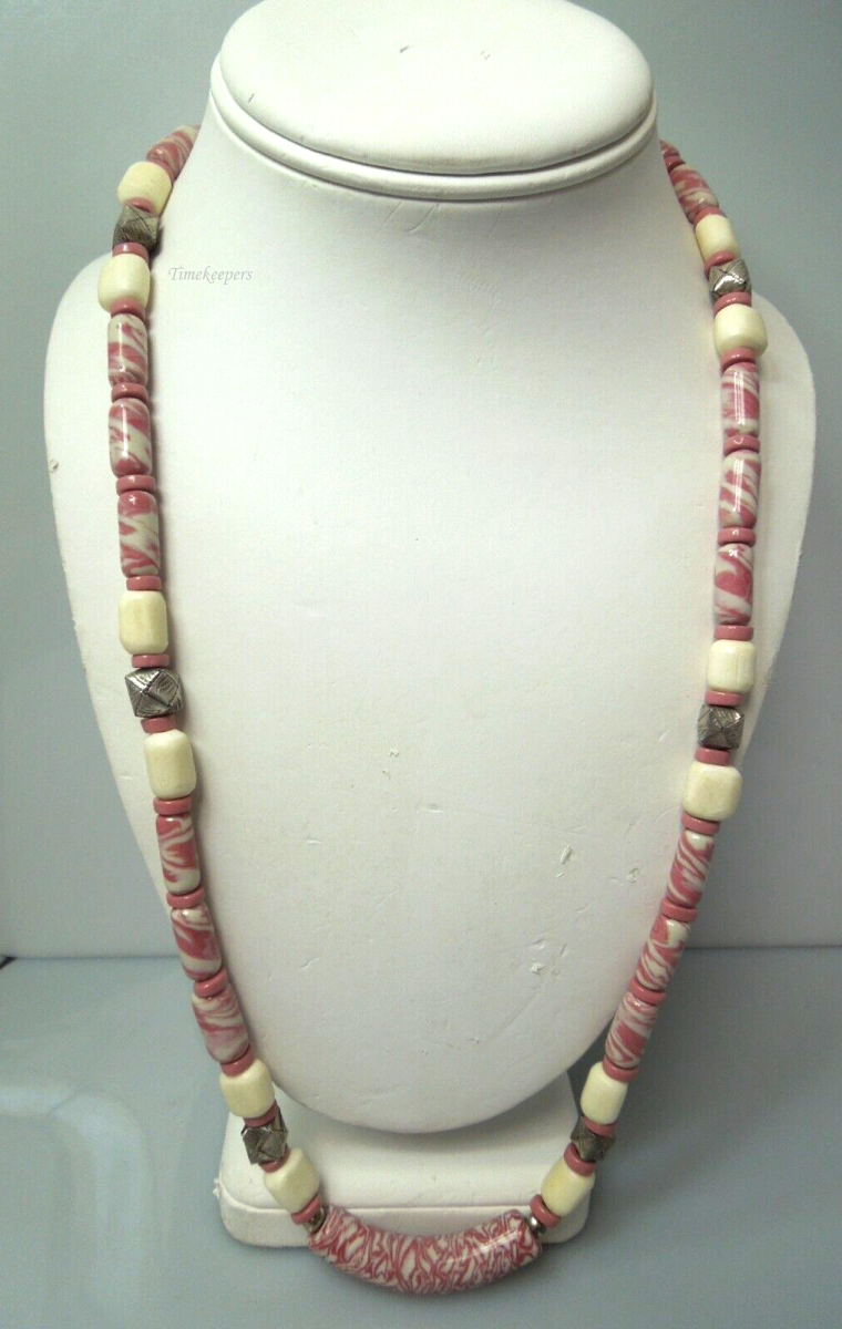 s111 Beautiful Vintage Ceramic Porcelain Beads Necklace 24"