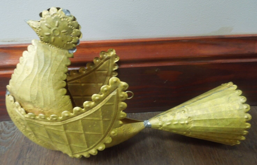 s215 Vintage Dove of Peace Tin Gold tone Chicken Hanging