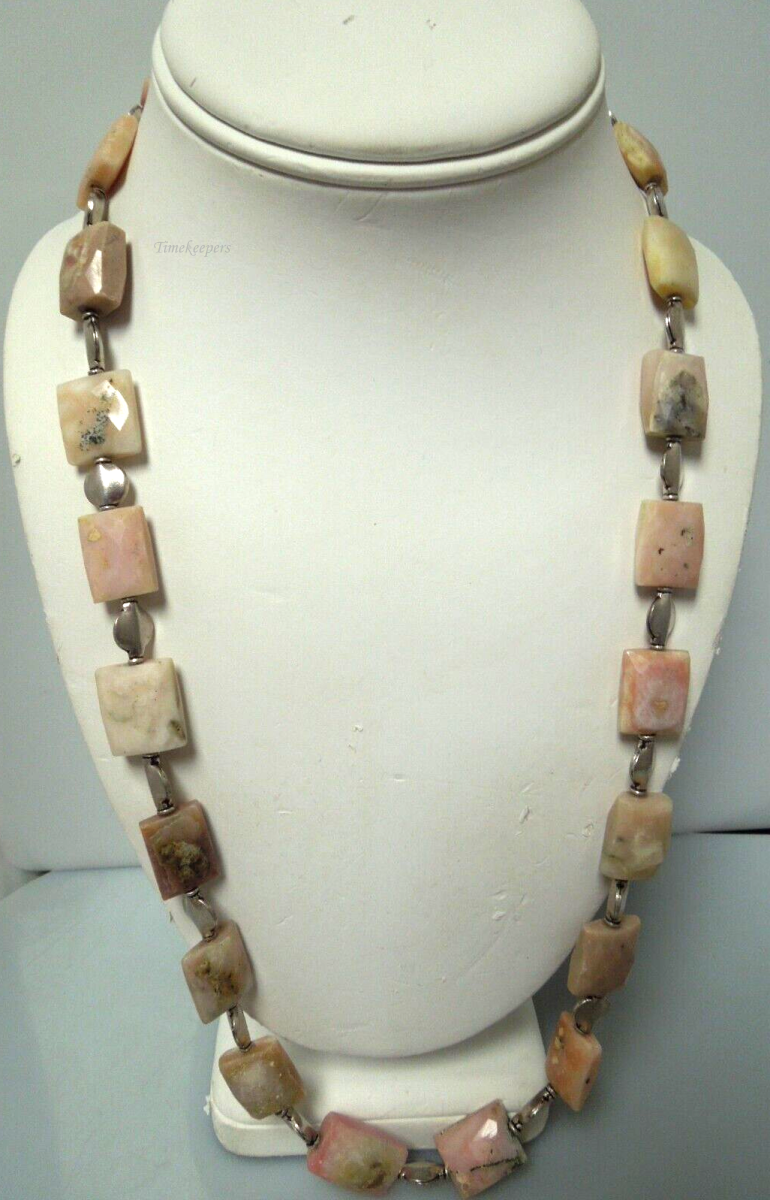 s112 Vintage Agate Beads Necklace with toggle closure 24"