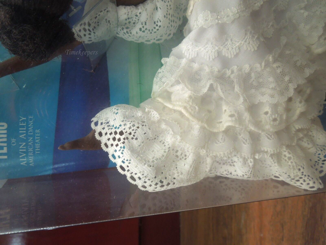 t100 Alvin Ailey American Dance Theater 2009 Barbie Doll