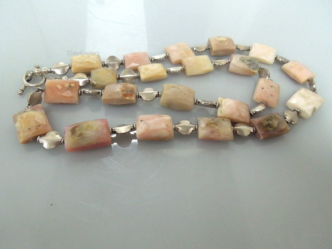 s112 Vintage Agate Beads Necklace with toggle closure 24"