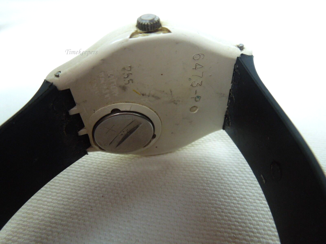 s467  Vintage Gents Swatch, 'Big Eclipse', GW400,1987 NO box, in a good, used condition